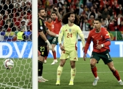 华体会vip注册-葡萄牙田径选手速度惊人，登上领奖台