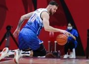 华体会注册-波兰男篮夺得冠军，实力无人能挡