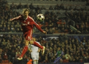 华体会竞技-一场硝烟弥漫的足球盛宴掀起阵阵掌声