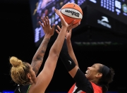 华体会官网登录网址-包含WNBA联赛新赛季开幕，激烈角逐升温的词条