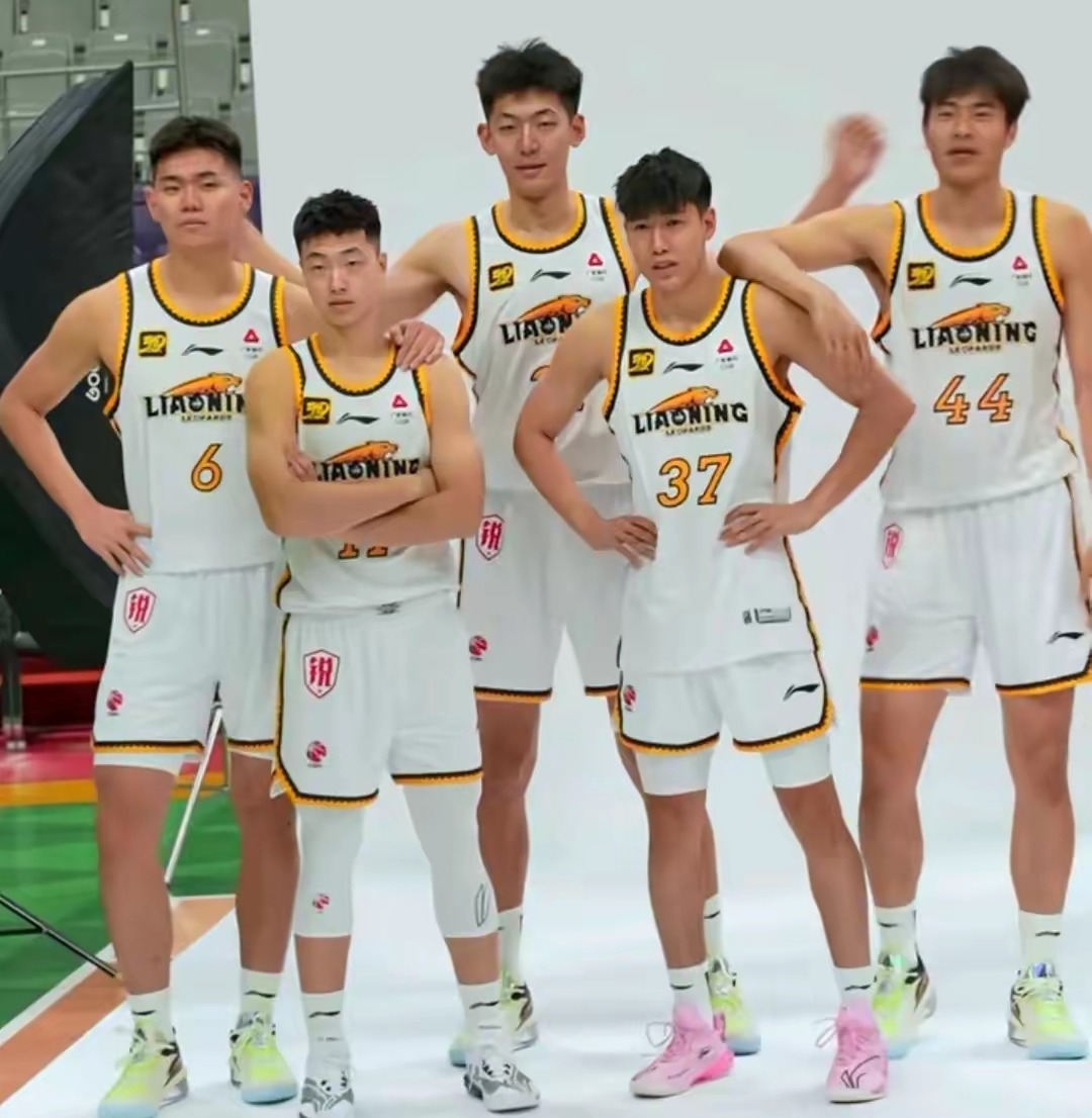 关于惊艳表现！上海上港成绩惊人的信息