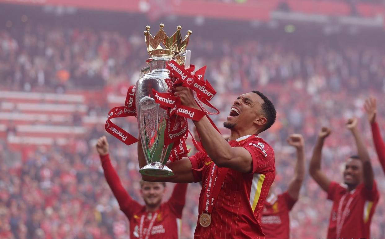 利物浦主力前锋集体进球，球队士气高涨备战欧战的简单介绍