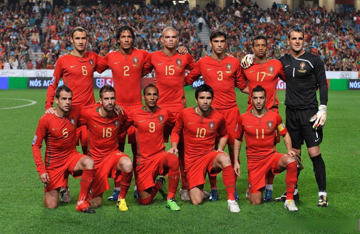 包含欧国联赛人气球队实力肉搏夺冠的词条