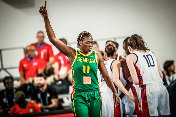 塞内加尔女足遭遇荷兰逆转，惨遭淘汰