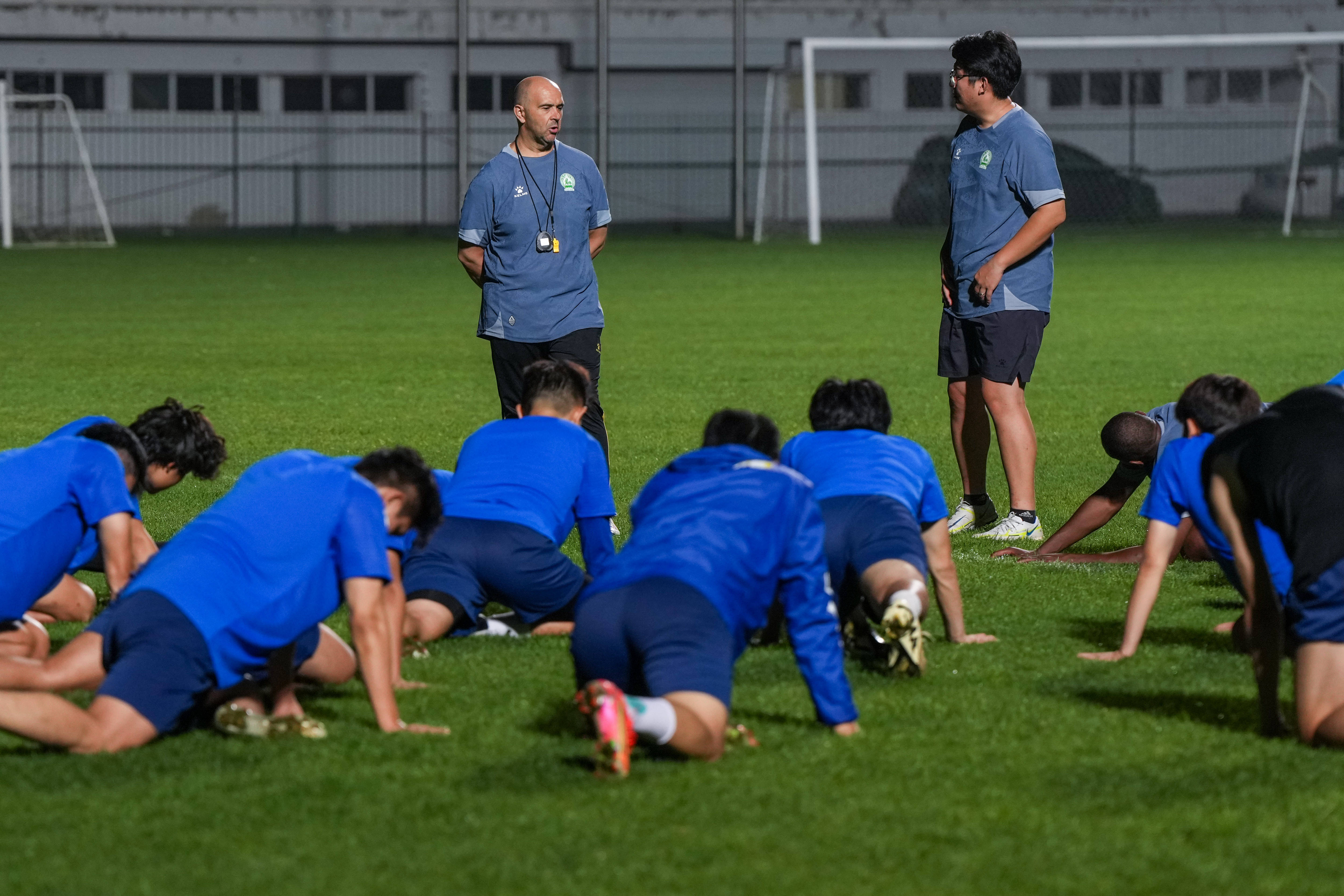 体能训练陆续展开，球员备战新赛季