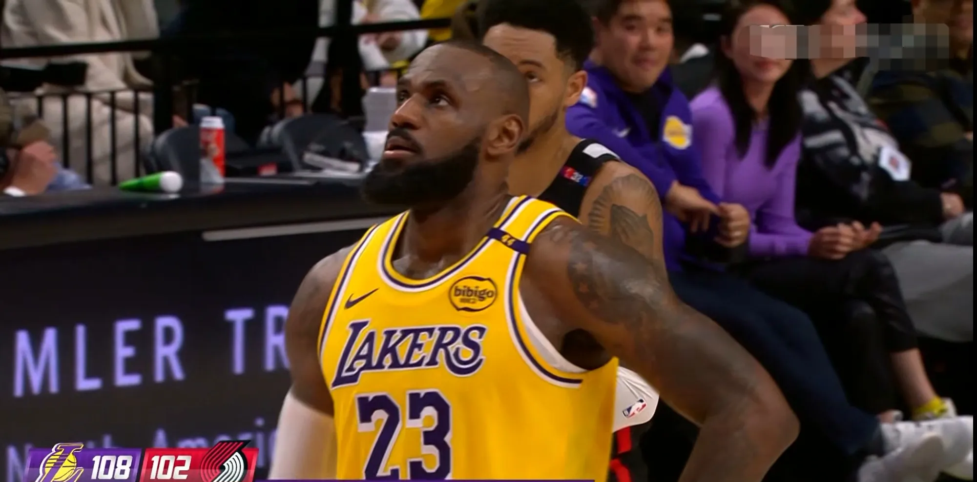 詹姆斯发推特力挺湖人，球迷响应狂热支持的简单介绍