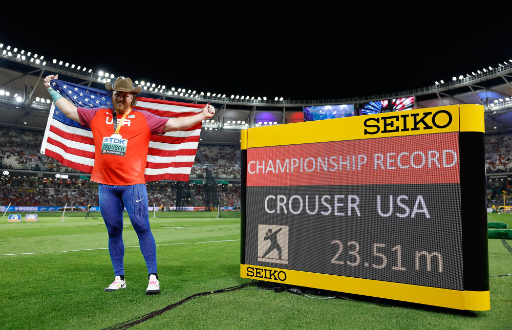 阿联酋选手夺冠，刷新铅球纪录