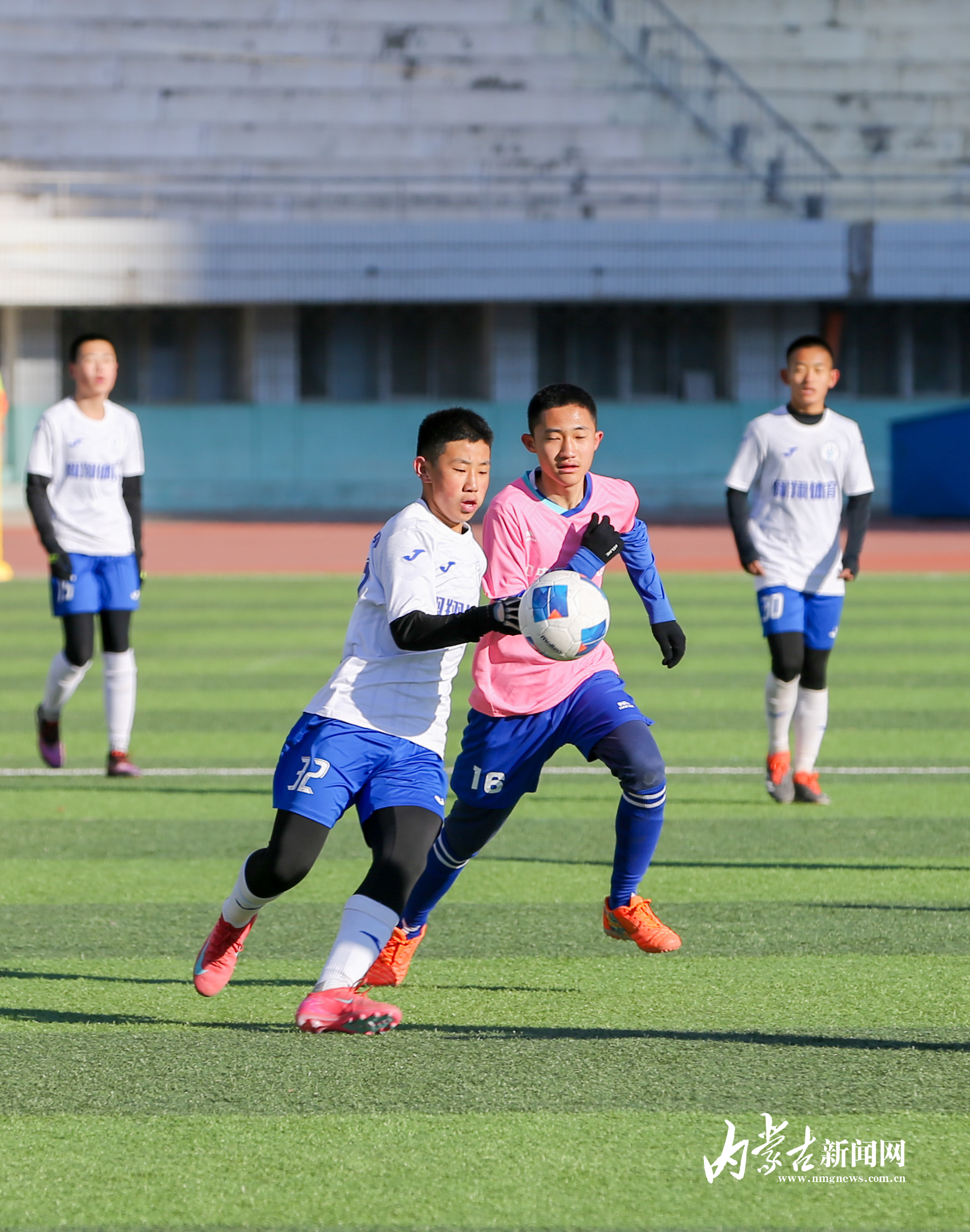 球队精神将在足球对抗赛中实现