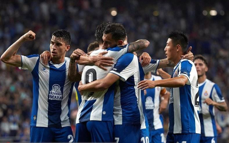 西班牙人遭遇血洗，防守漏洞暴露