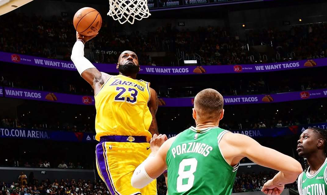 凯尔特人大胜黄蜂,布朗砍下30分的简单介绍 凯尔特人大胜黄蜂,布朗砍下30分的简单介绍