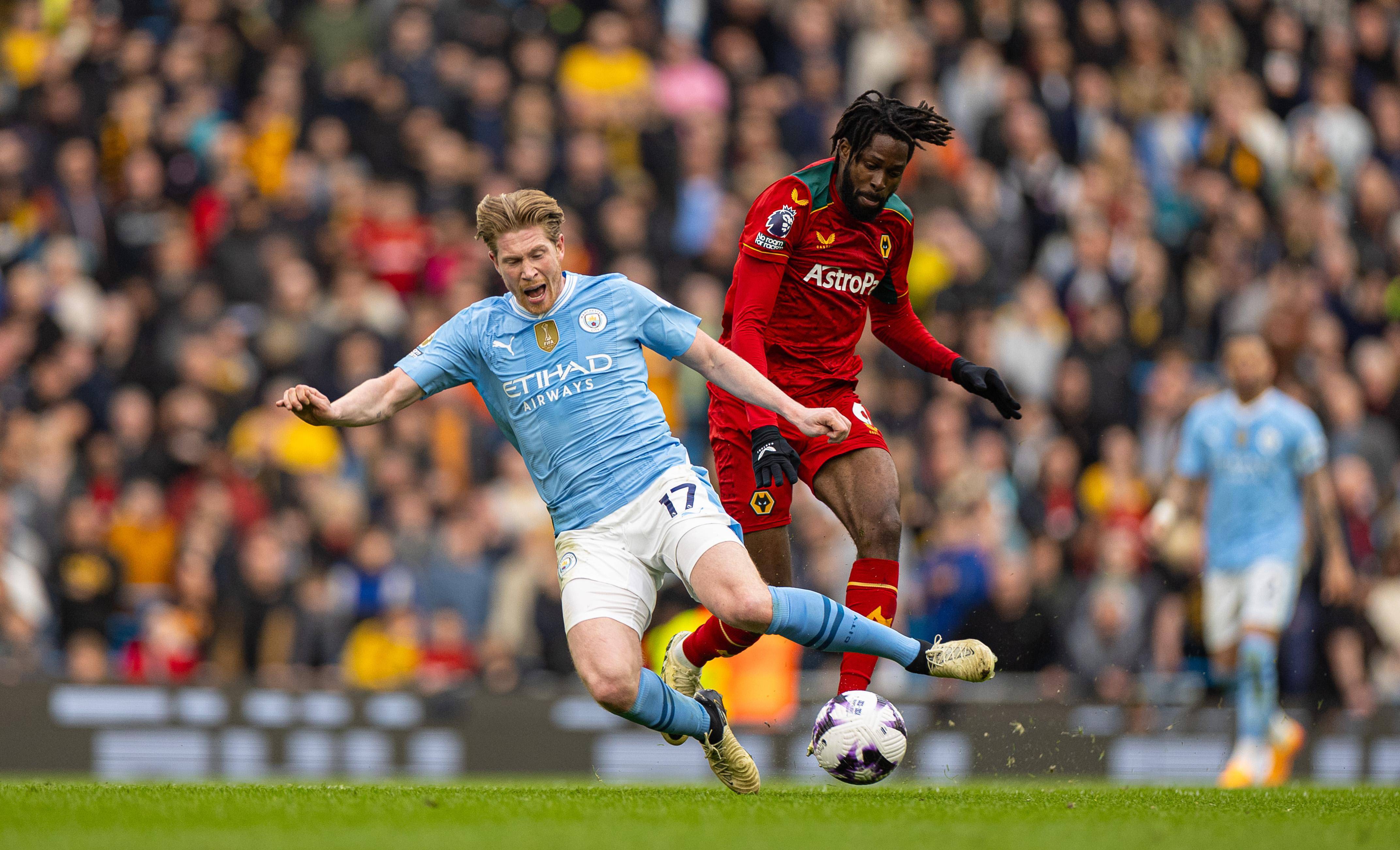 阿贾克斯发起疯狂冲击，球星效力炙手可热的简单介绍