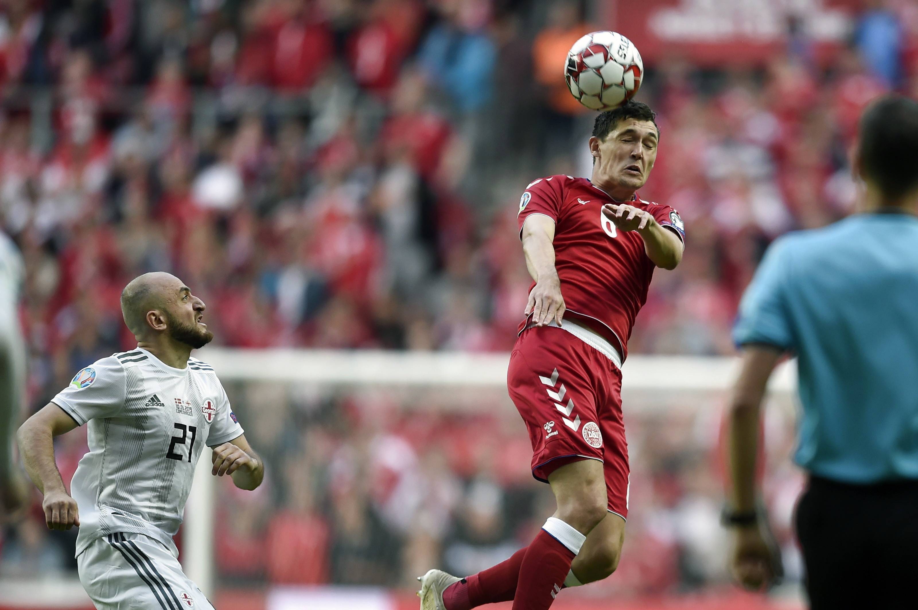 杀入半决赛:克罗地亚再胜捷克共和国,赢得欧预赛突围赛的简单介绍 杀入半决赛:克罗地亚再胜捷克共和国,赢得欧预赛突围赛的简单介绍