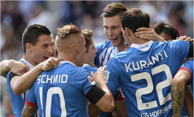 包含霍芬海姆力克对手，豪取两连胜的词条